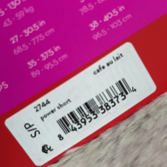 SPANX | Seamless Power Sculpting Mid-Thigh Short, in CAFE AU LAIT, Size S - Picture 6 of 10